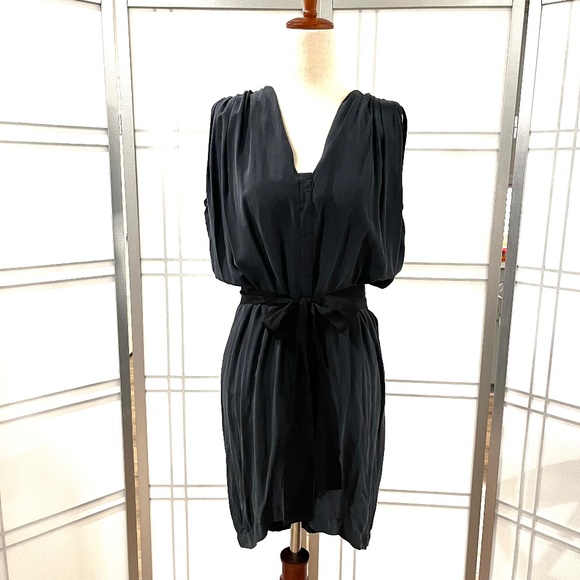 LAUREL Dark Grey Silk Sleeveless Dress with Black Bow - Size 4 - Picture 1 of 6